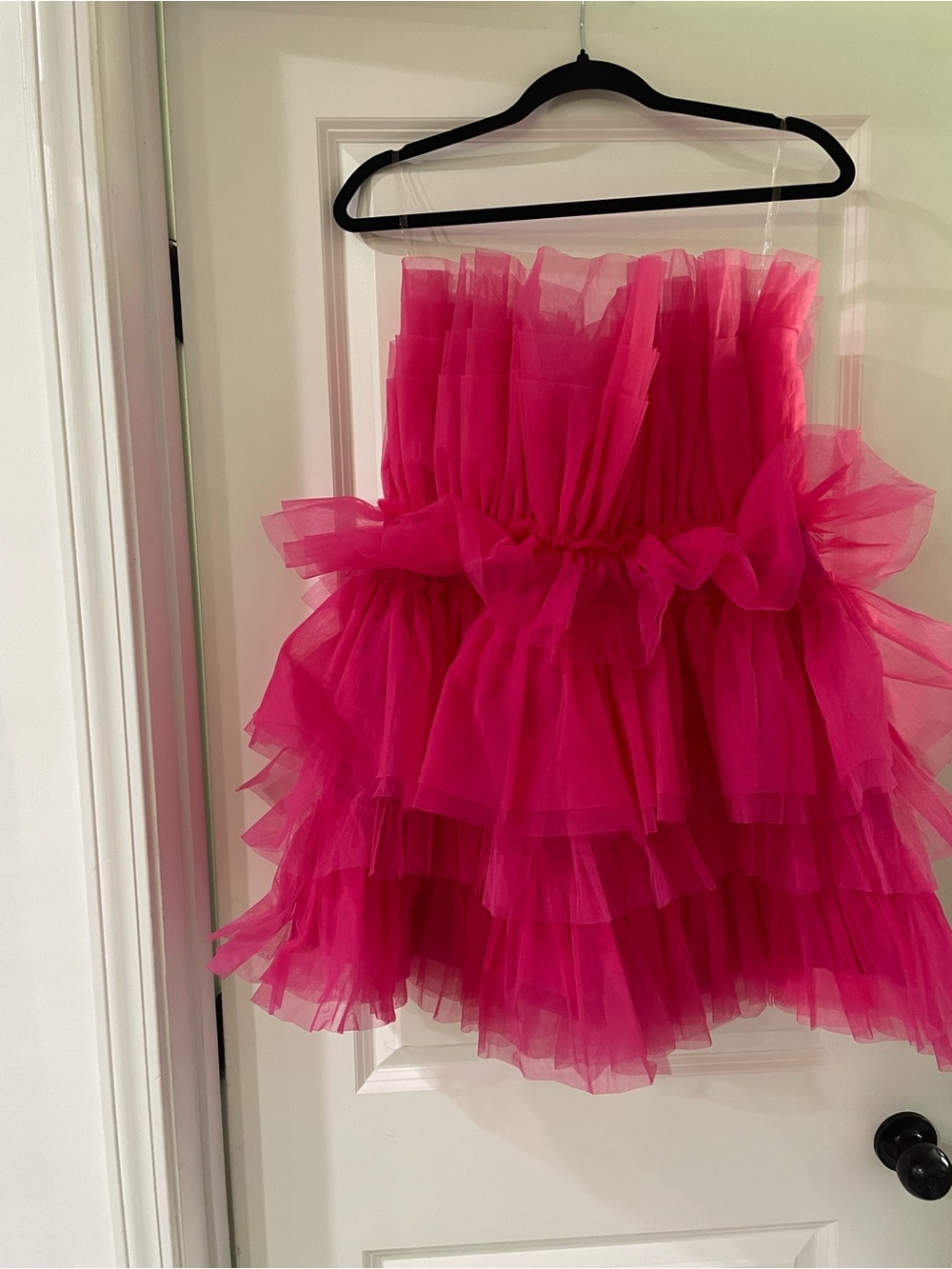 Beautiful Strapless Hot Pink Tiered Tulle Dress